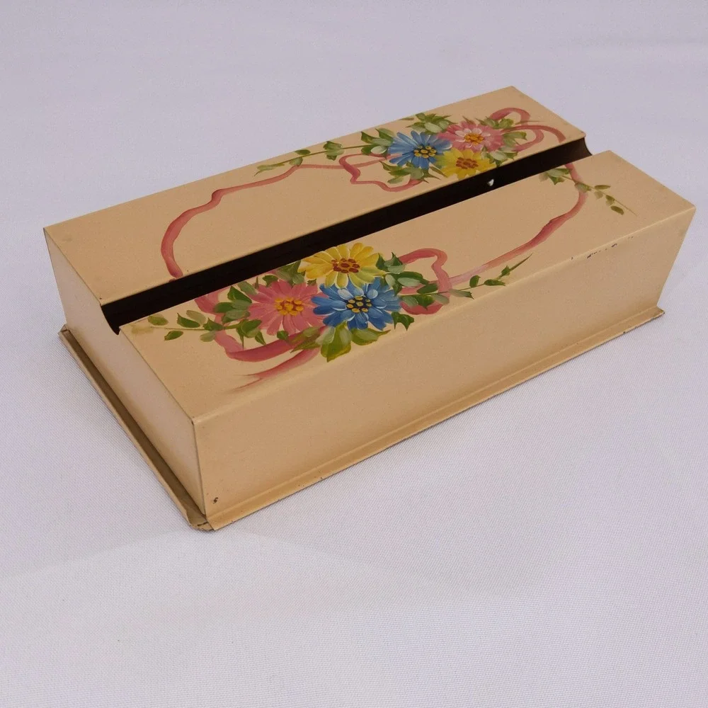Vintage Metal Tissue Box Cover Beige Hand Painted Floral‎ Ribbon Toleware Style